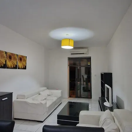 Kwatera prywatna In A Residencial Flat Swieqi *