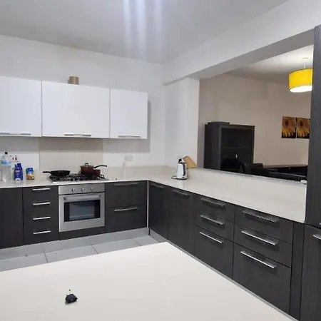In A Residencial Flat Swieqi * Is-Swieqi